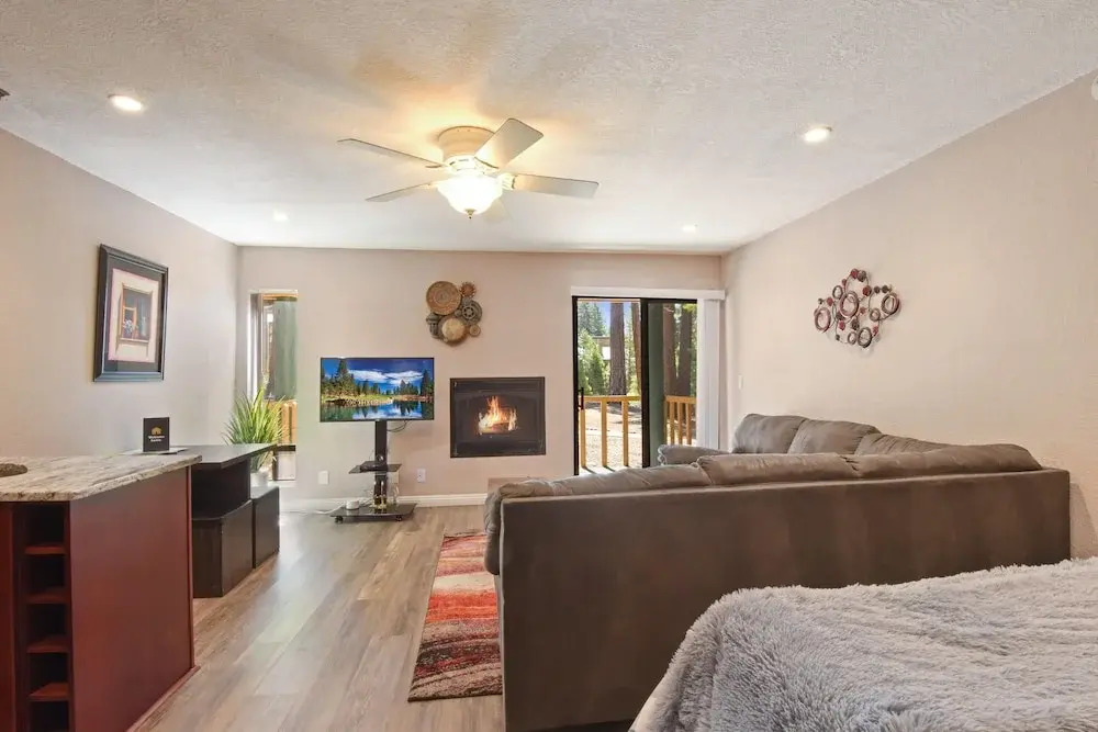 Kings Run Retreat Patio