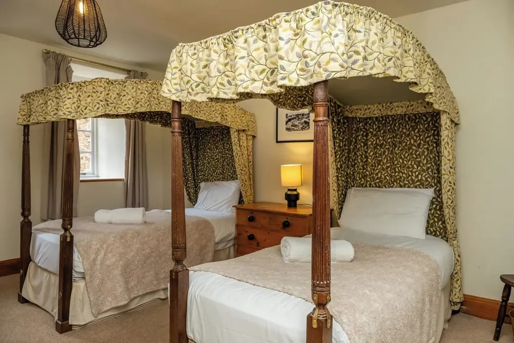 Watermouth Castle, Penn-curzon Apartment