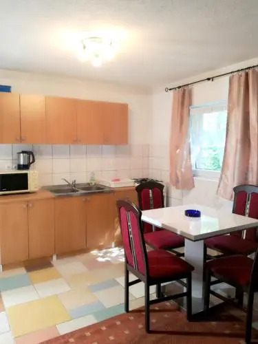 Apartment Ul. Mali Dol - 2