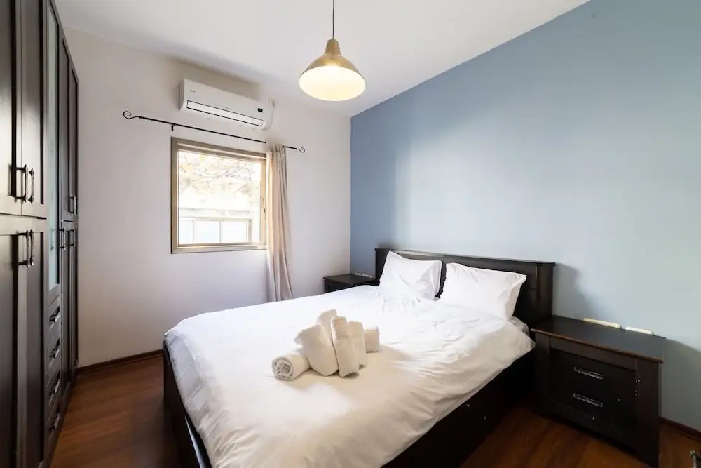 Urban Apartment With Jacuzzi Near Sarona
