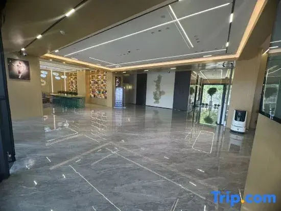 Yunduo Zhenxuan Hotel (Qinggang)