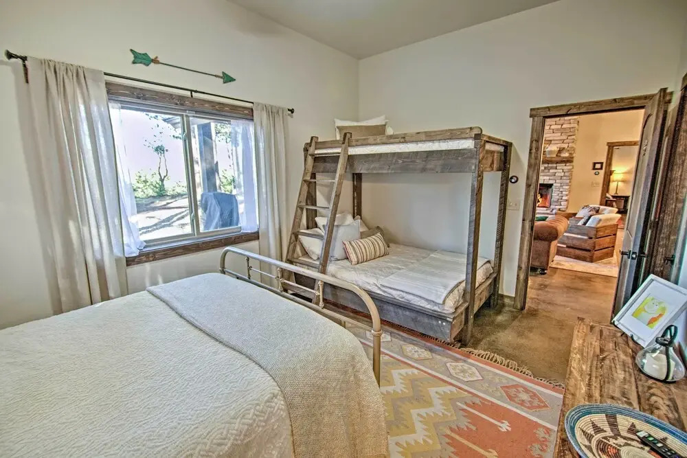 Custom Angel Fire Home: Views, Hot Tub & Fire Pit!