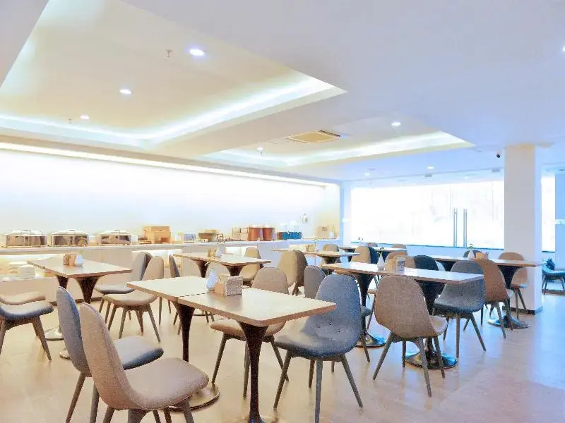 Hanting Hotel Shenzhen Nanshan Metro Station