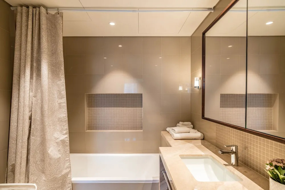 Lux BnB Boulevard Point Tower I Downtown Views