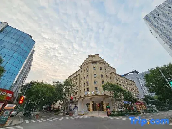 EZZI HOTEL(Taiyuan Changzhi Road Xuefu Street Subway Station)