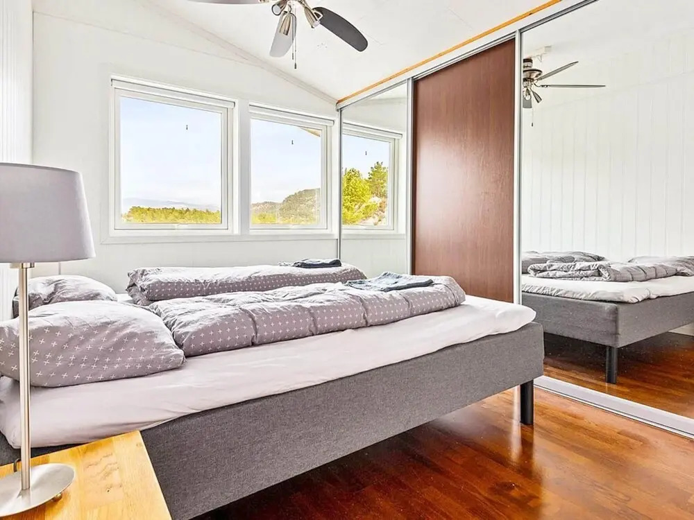 12 person holiday home in Fitjar