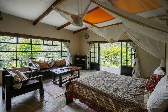 Punda Milias Lodge