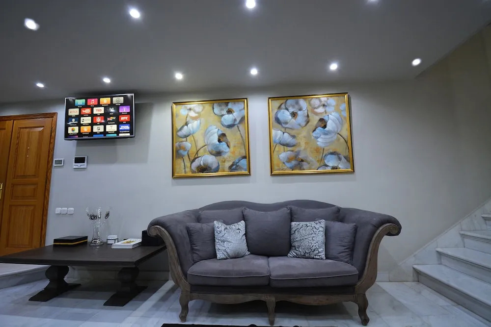 Jootiq Loft