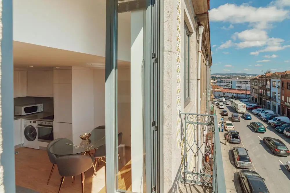 Modern & Stylish Apartments by Vacationy