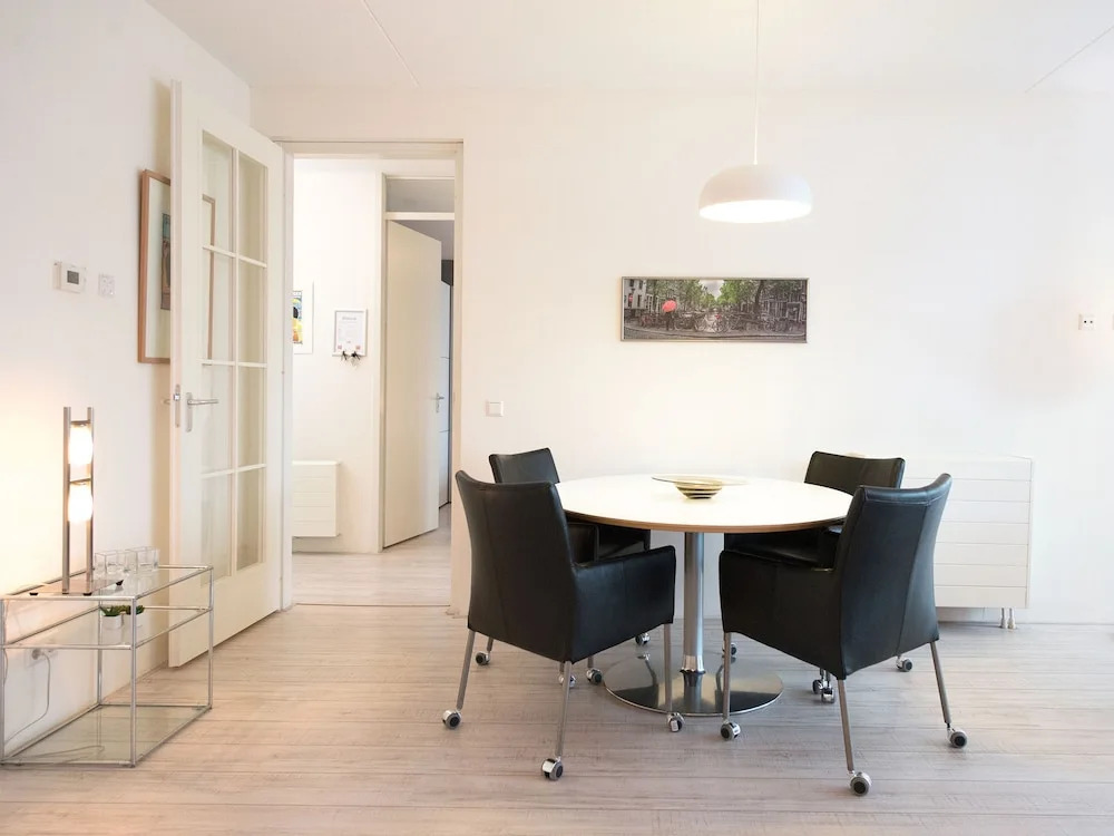 Enticing Holiday Home Near Den Haag Centre
