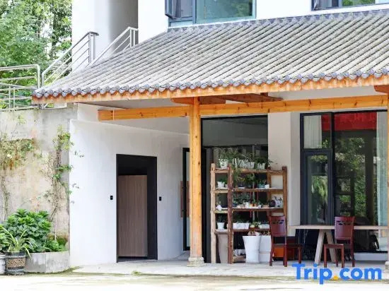 Yinghao Hotel