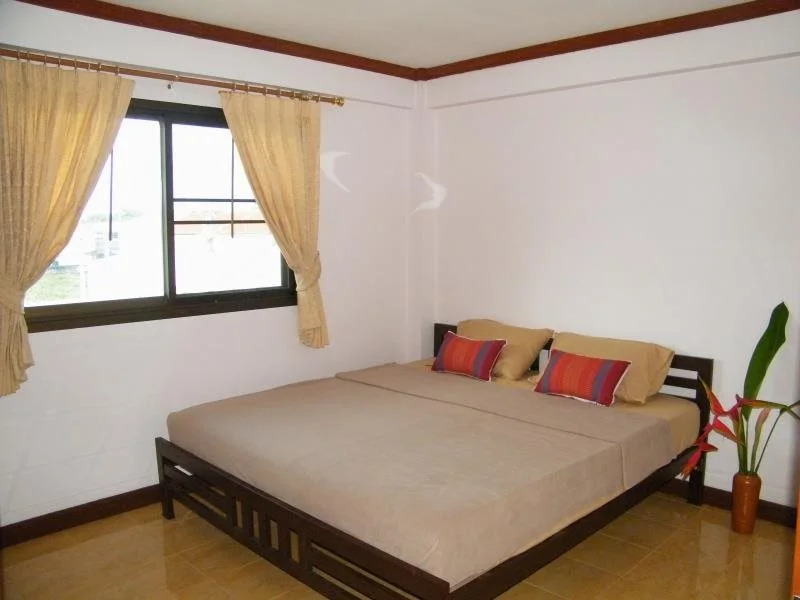Safehouse Hostel