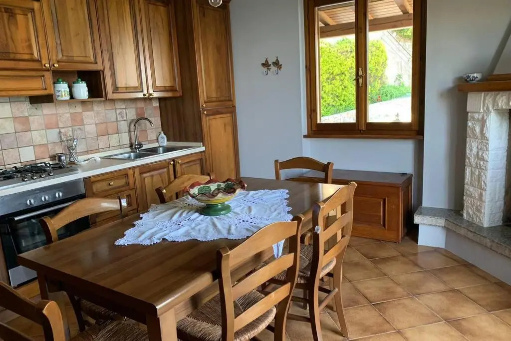 VillaTullia Ferienhaus mit Seesicht Gardasee