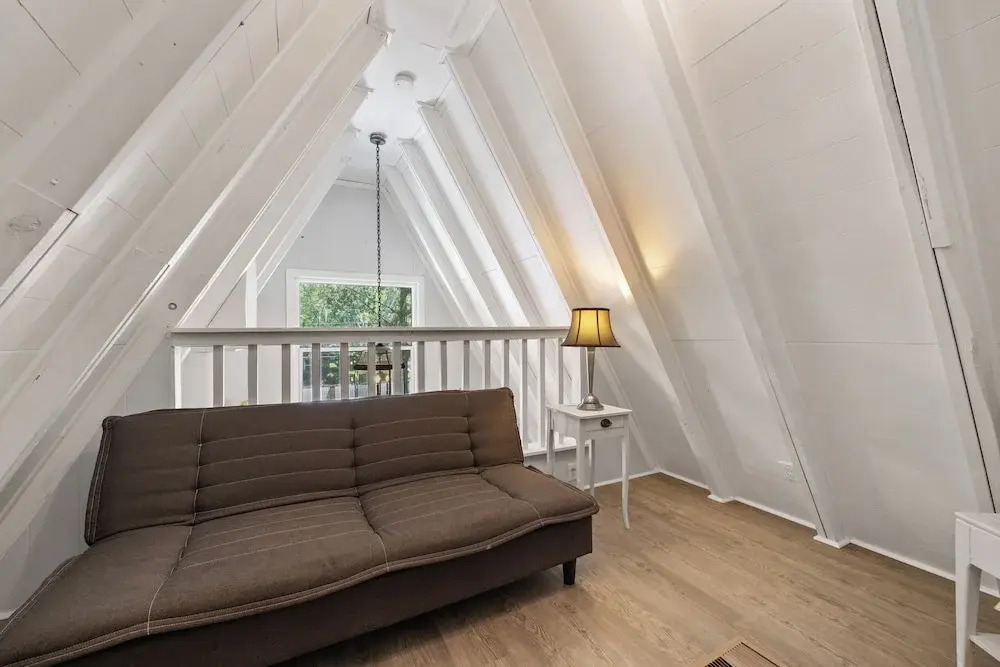 Natures Nook A-frame 2 BDR