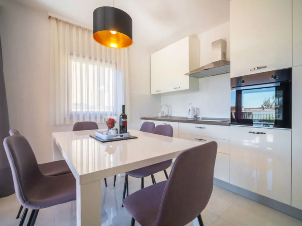 Apartment Damir Tampere 25135