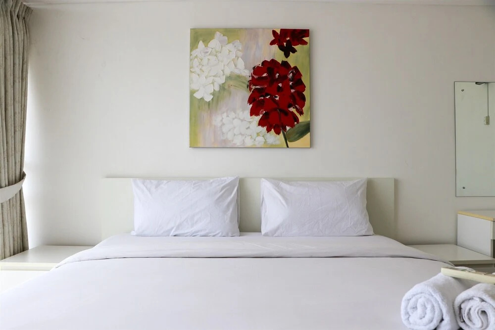 Fancy And Nice 1Br Apartment At H Residence