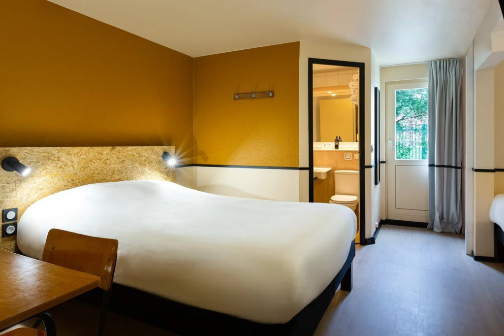Greet Hôtel Villeneuve la Garenne