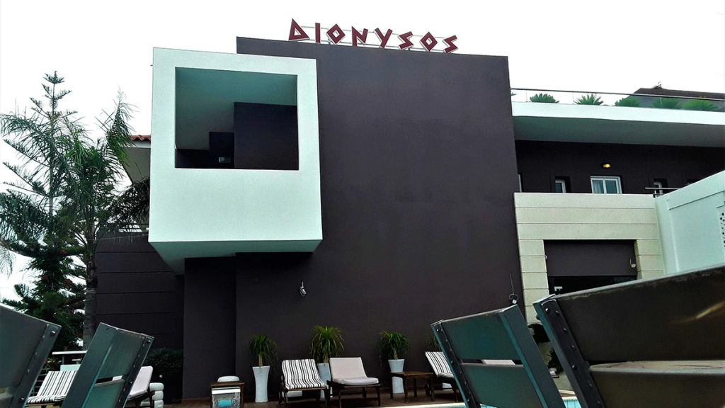 Dionisos Hotel