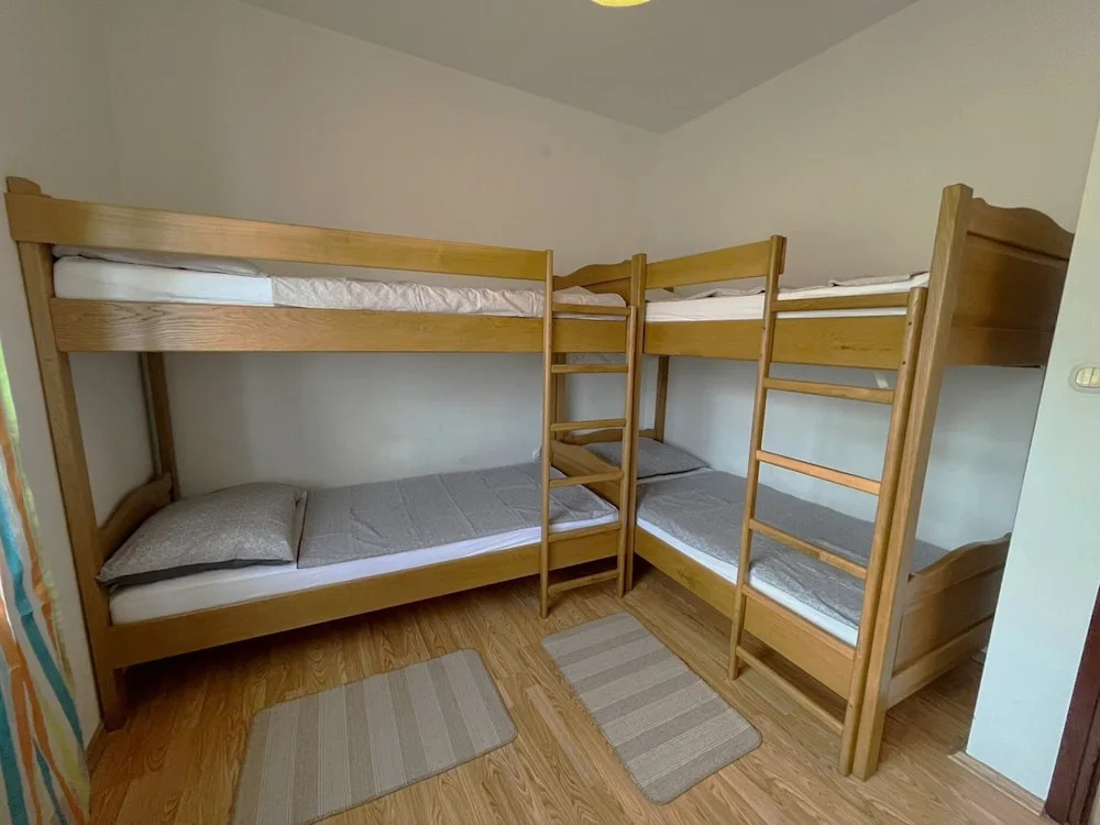 Apartment 77
