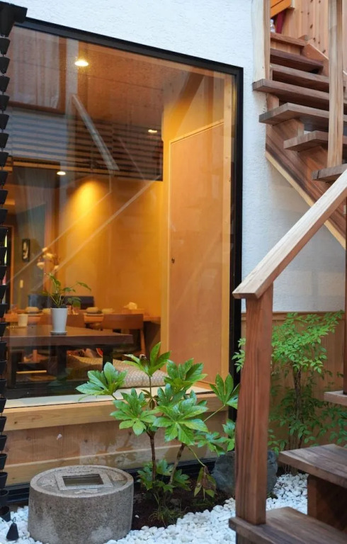 Tsuru Inn-Hanazonominamicho Machiya