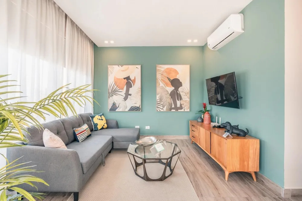 Regatta Living II With Breakfast Included - 802