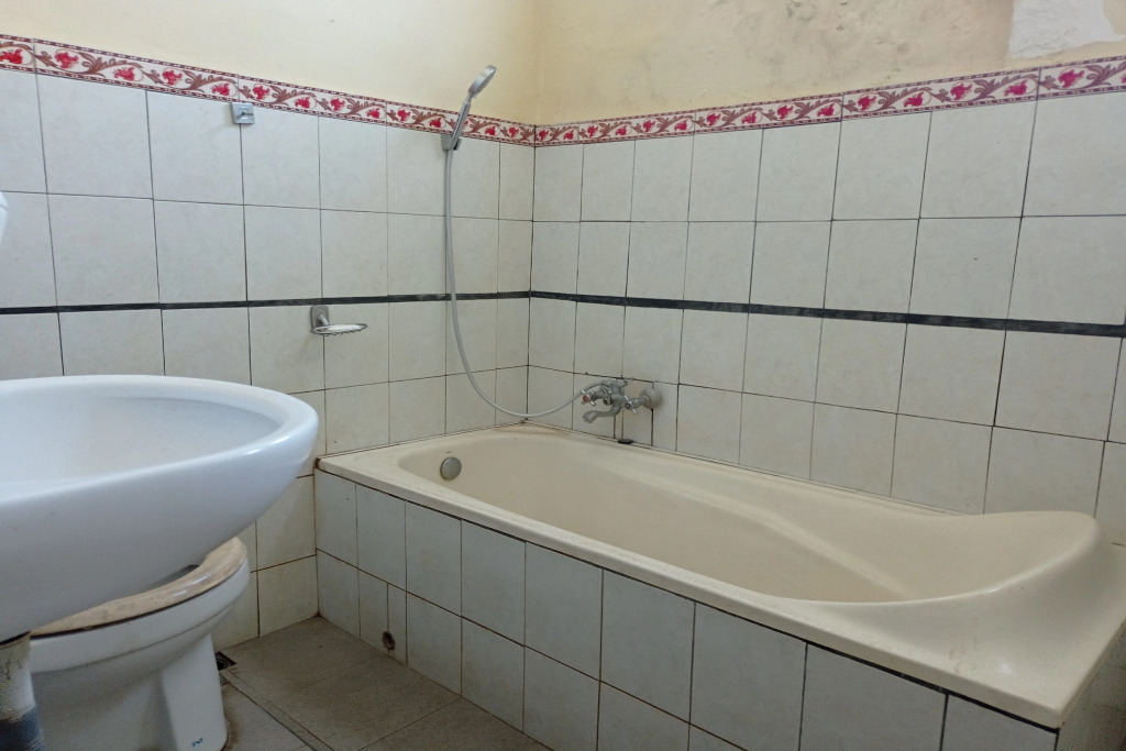 Hotel Mawar Sari Mitra RedDoorz