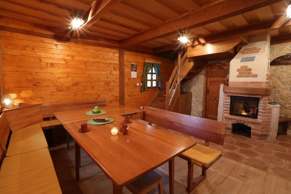 Vineyard cottage Med vinogradi