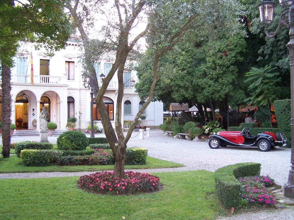 Villa Ducale Hotel & Ristorante