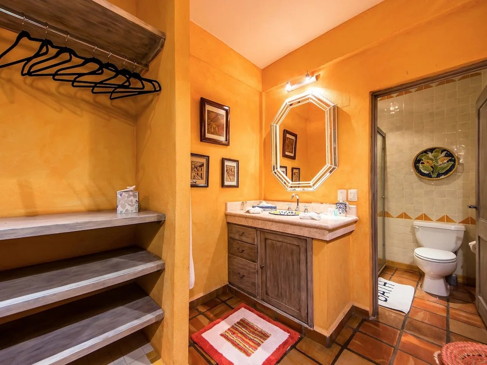 Villa Lola