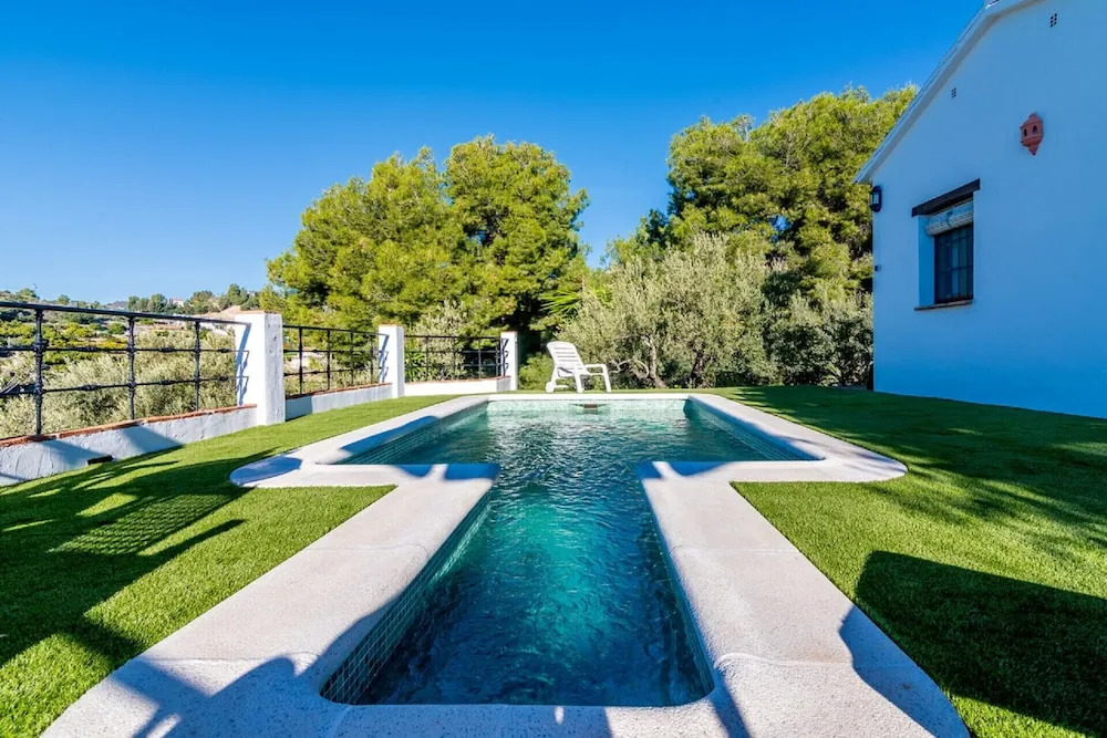 1135 Villa el Torin