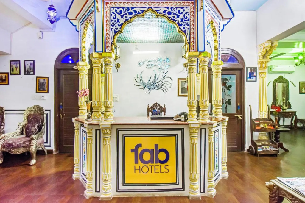 Fabhotel Shree Villas