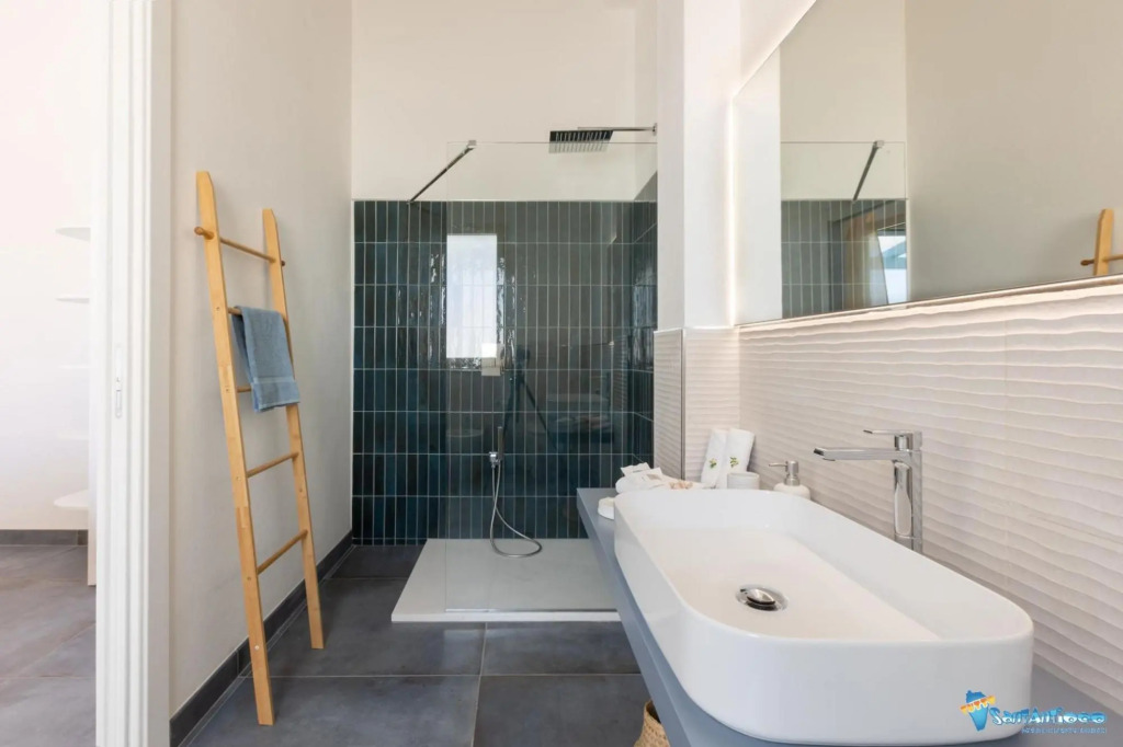 Elegant and modern Villa with pool Sea view-VILLA CON PISCINA VISTA MARE