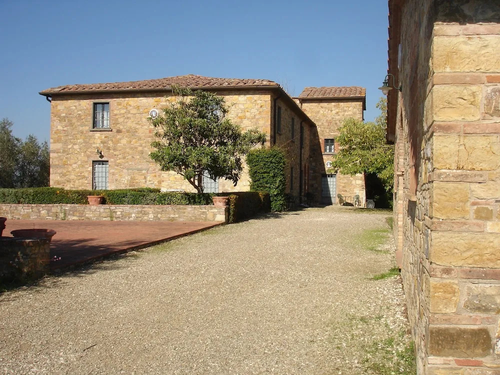 Agriturismo La Papessa - Fattoria Montecchio