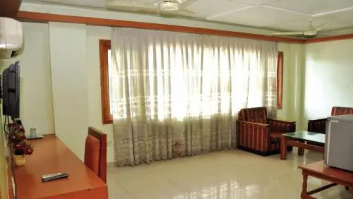 Hotel Mayura A/C