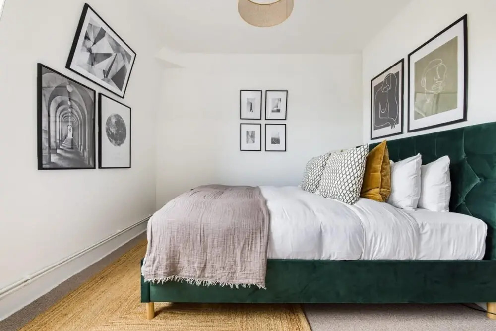 The Vauxhall Bolthole - Elegant and Bright 2bdr Flat