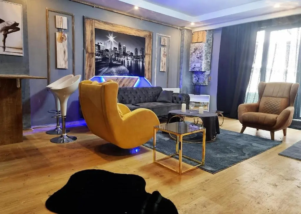ŞİŞLİ Center Architectural DESIGN 1+1