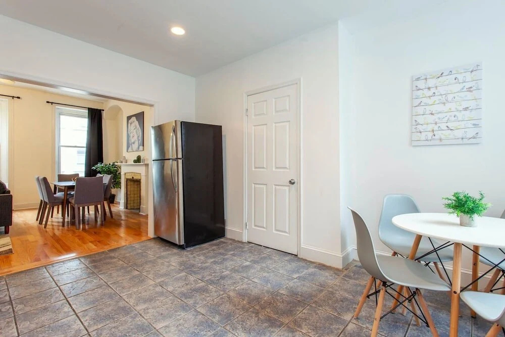 Rittenhouse Retreat - 3 Bedroom Apt in City Center