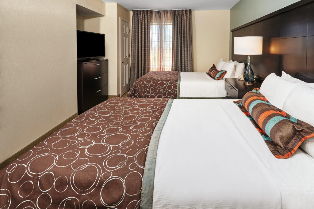 Staybridge Suites Lincolnshire by IHG