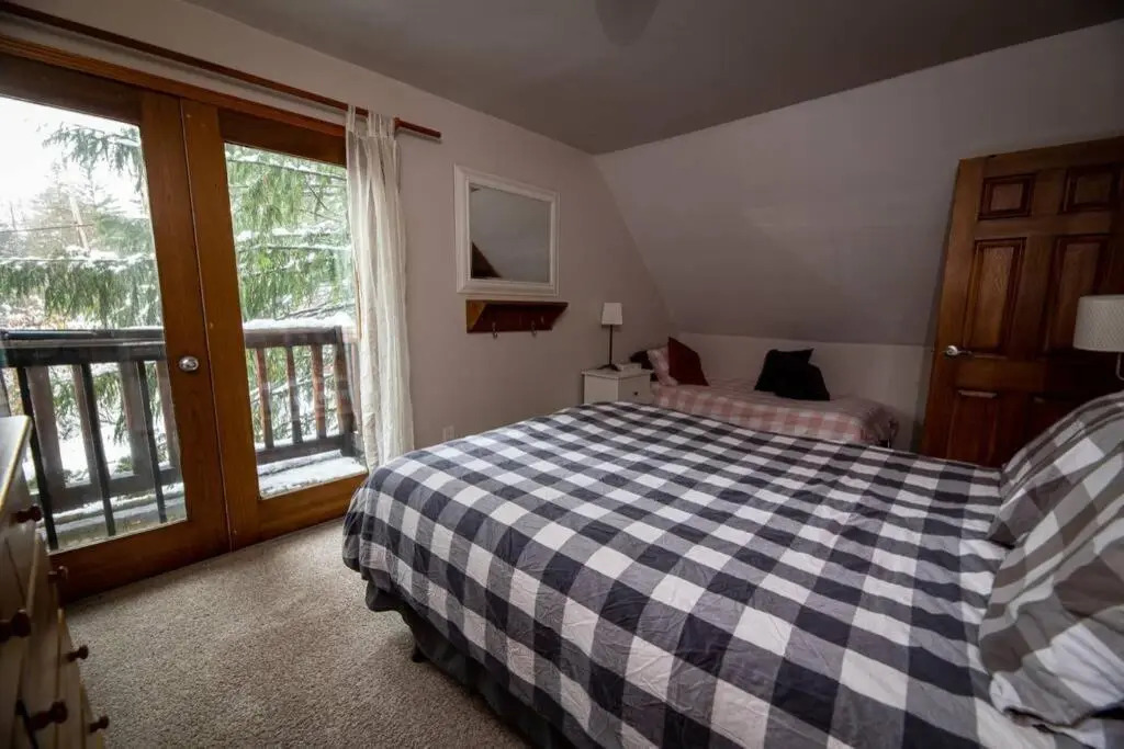 Sitka Alpine Log Cabin