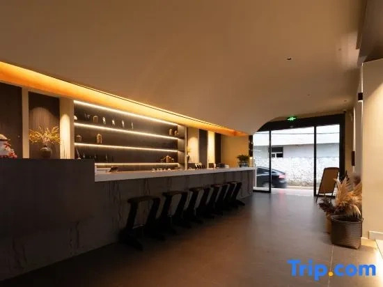 Guanzizai | SunsetLab: Tangerine Sunset Seaview Retreat