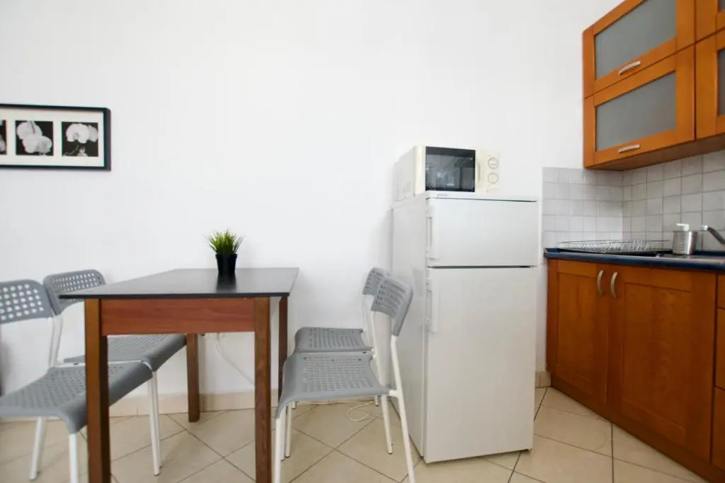 Budget Apartment by Hi5 - Center of the center