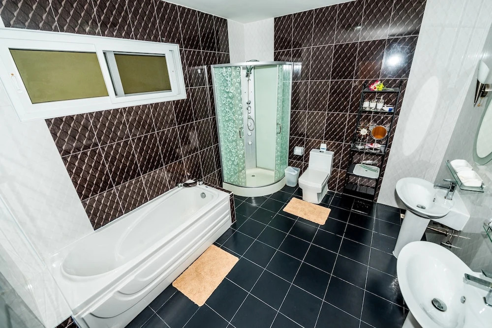 Platinum Residence 10