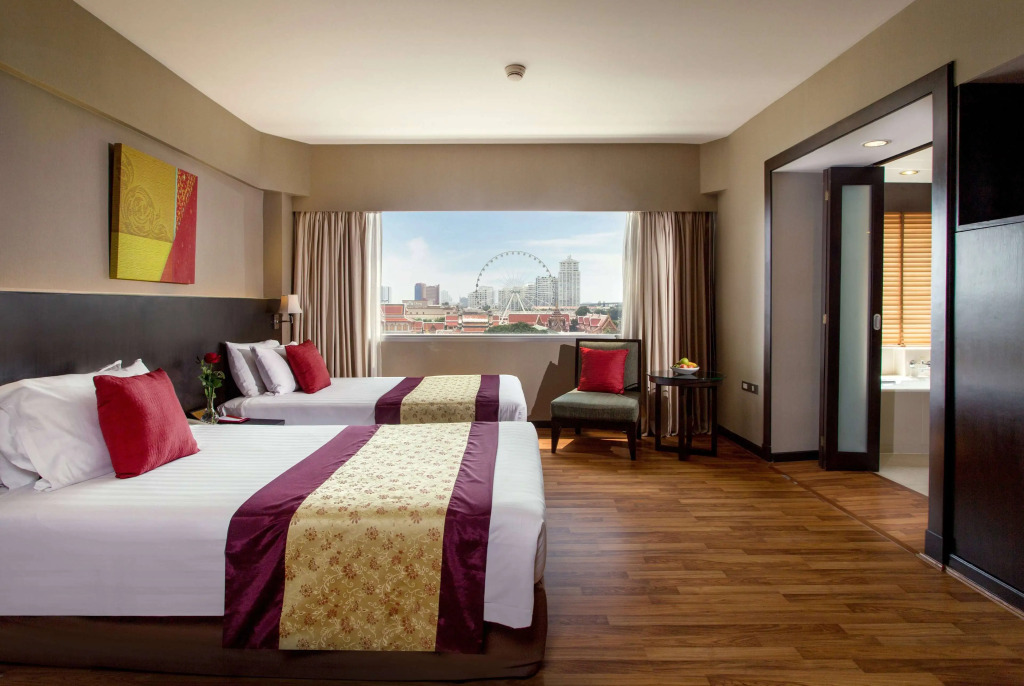 Ramada Plaza by Wyndham Bangkok Menam Riverside