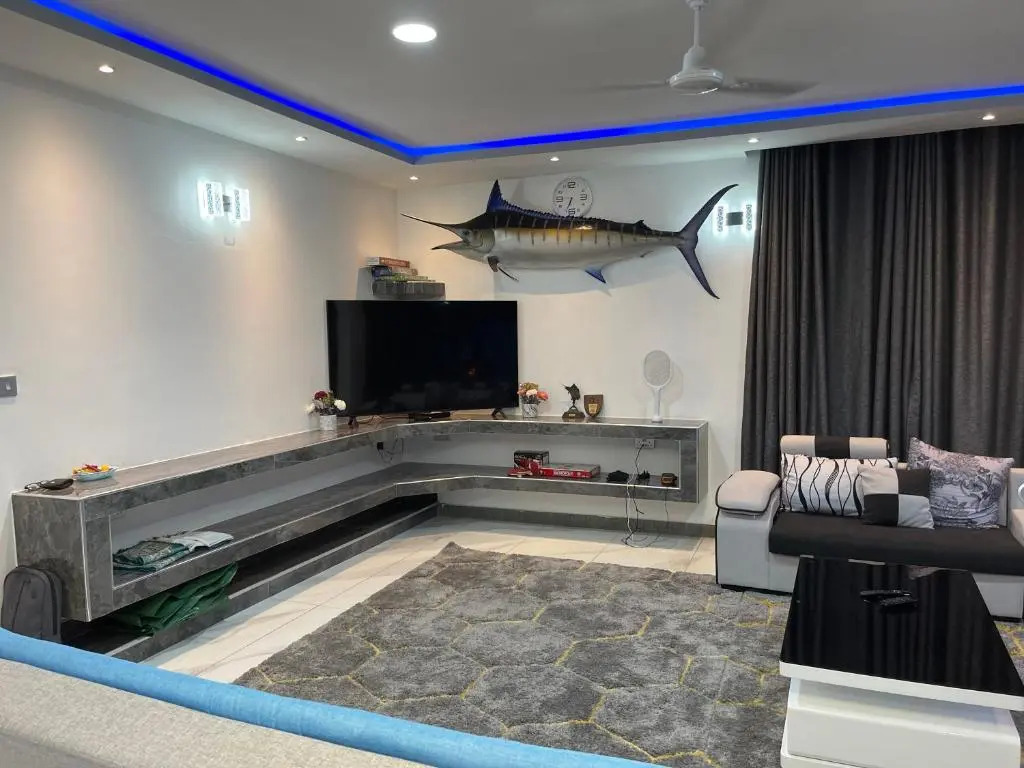 Bingo House Watamu, A Modern 5-Bedroom Villa with Pool, A Kids Heaven
