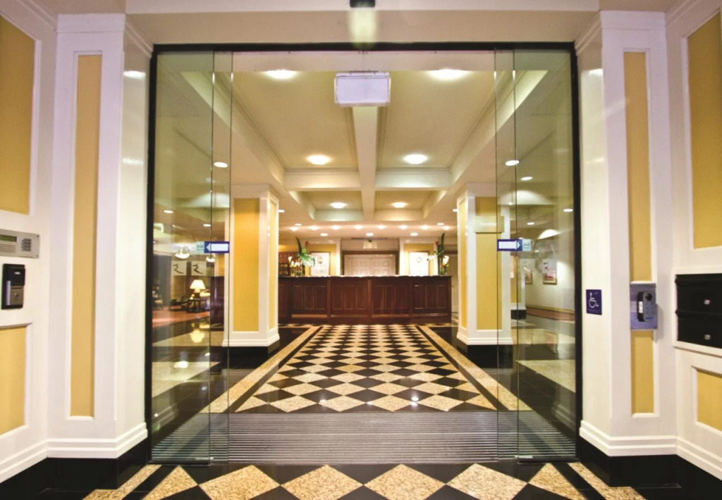 Adina Apartment Hotel Brisbane Anzac Square