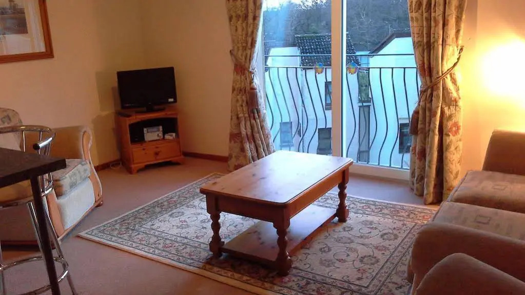 Sandown Apartment