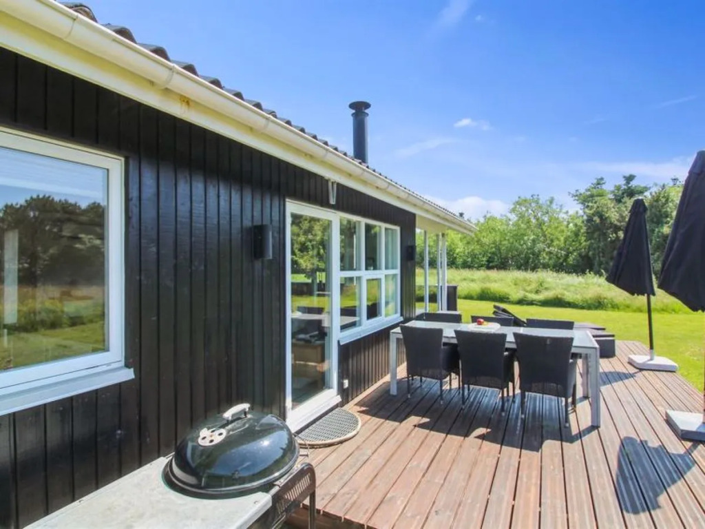 "Toni" - 650m from the sea in NW Jutland