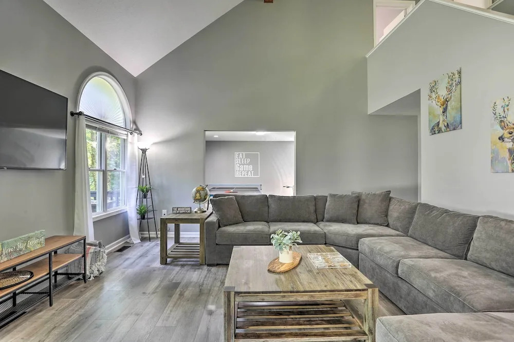 Scotron Home W/game Room - 5 Miles to Skiing!