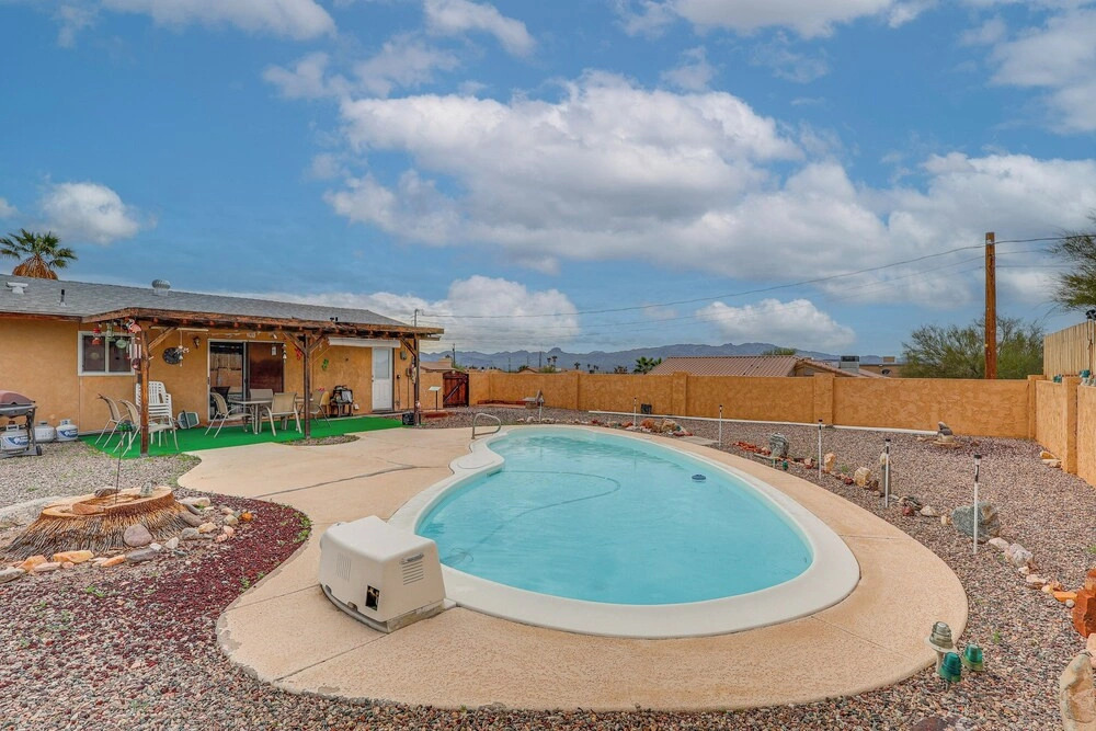 Pool & Patio! Mod Desert Digs Near Lake Havasu
