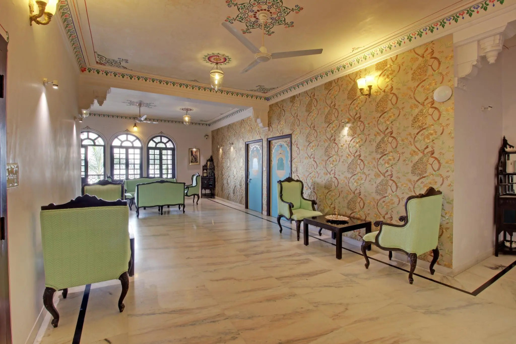Panna Vilas - A Lake Facing Boutique Hotel